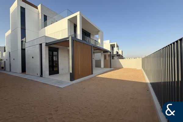 Single Row Villa | 4BR plus Maids |Available